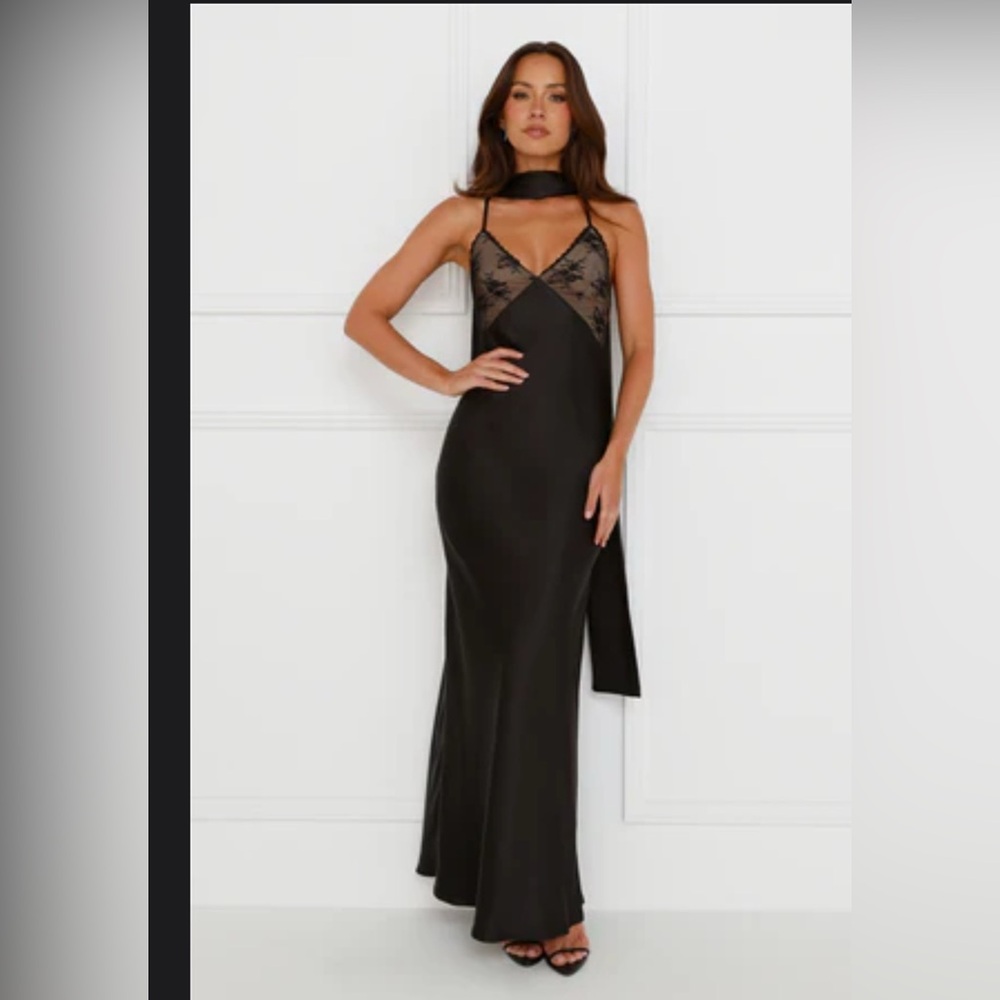 Elegant Black Lace Gown
